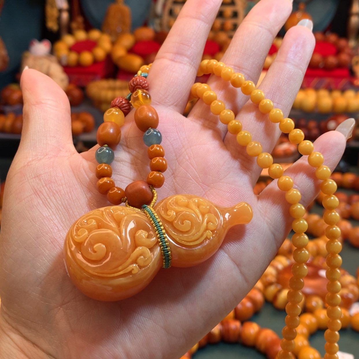 【闪购商品】蜜蜡吊坠(赠链)未镶嵌