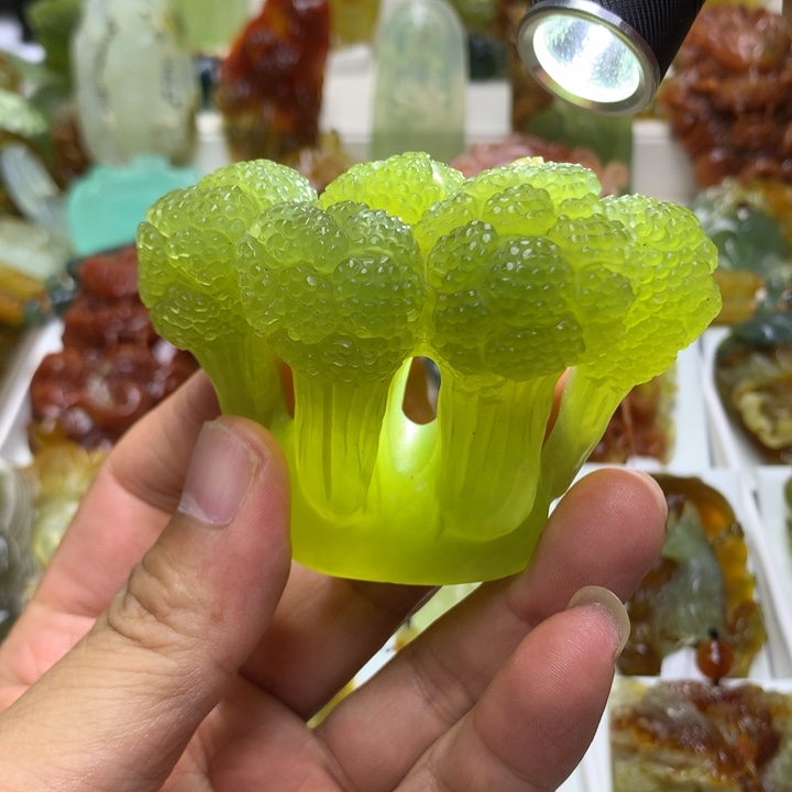 蛇纹石玉未镶嵌珠宝半成品