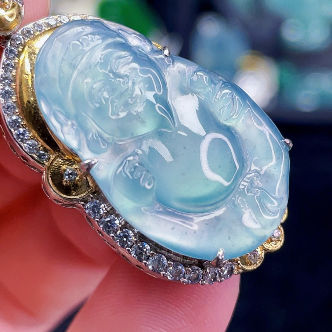 翡翠未镶嵌颈饰206