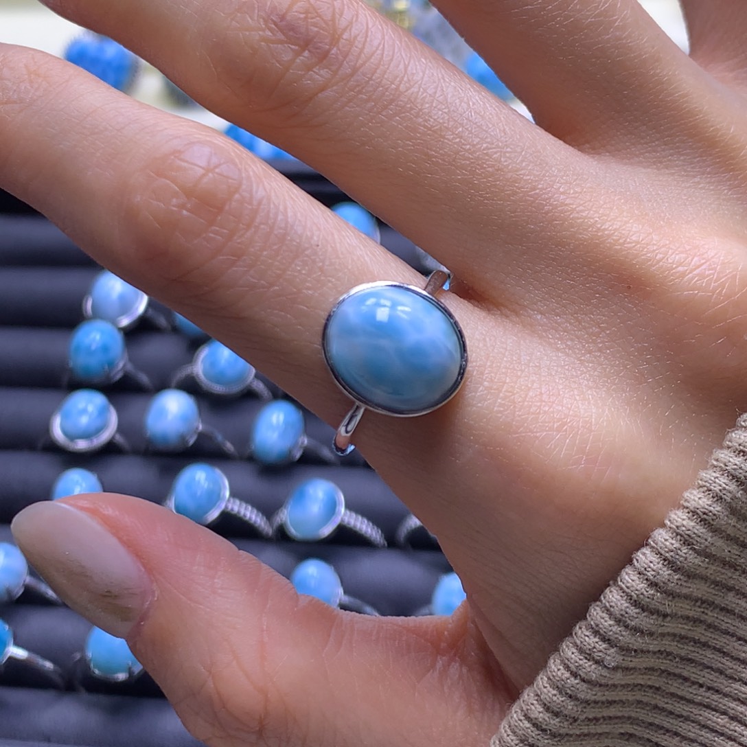 针钠钙石（海纹石）未镶嵌戒指蛋面戒指色差略异