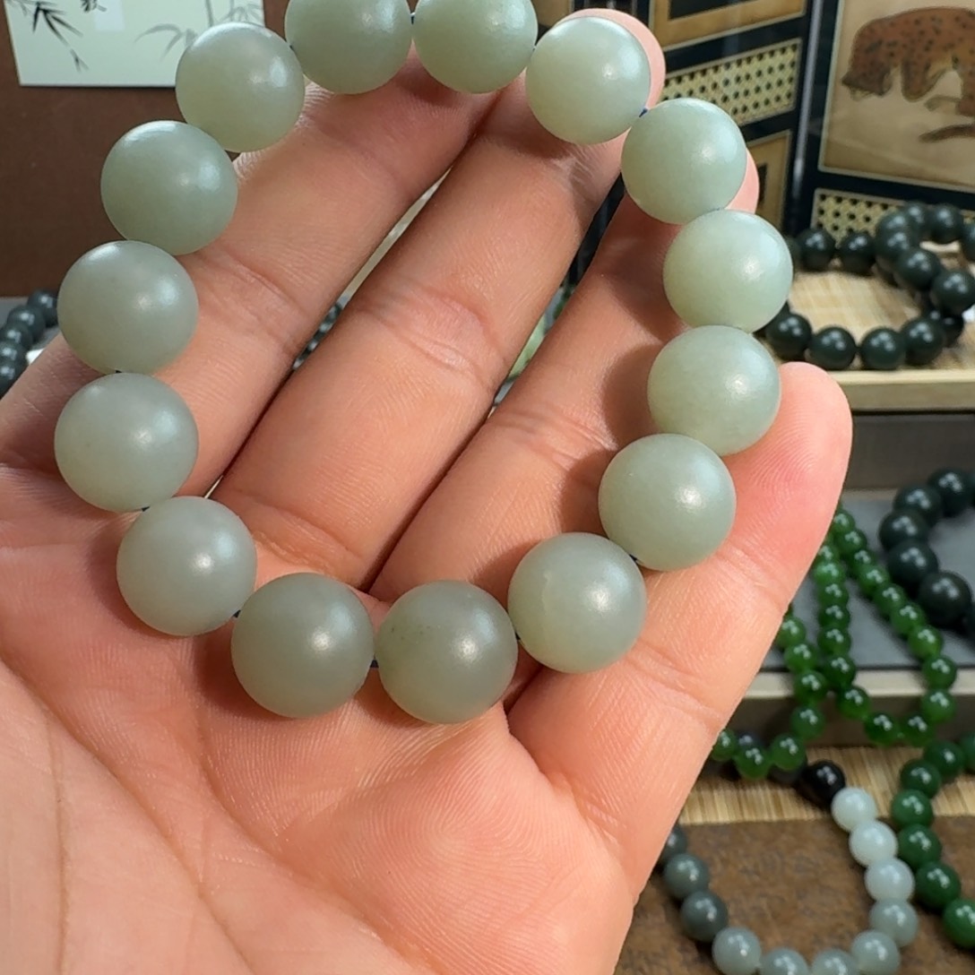 未镶嵌手链和田玉