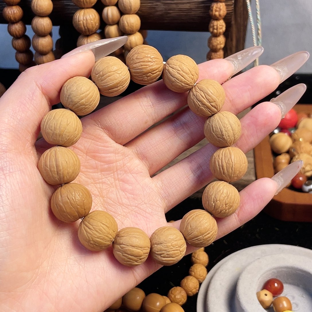 猴头核桃手串国*聚宝盆