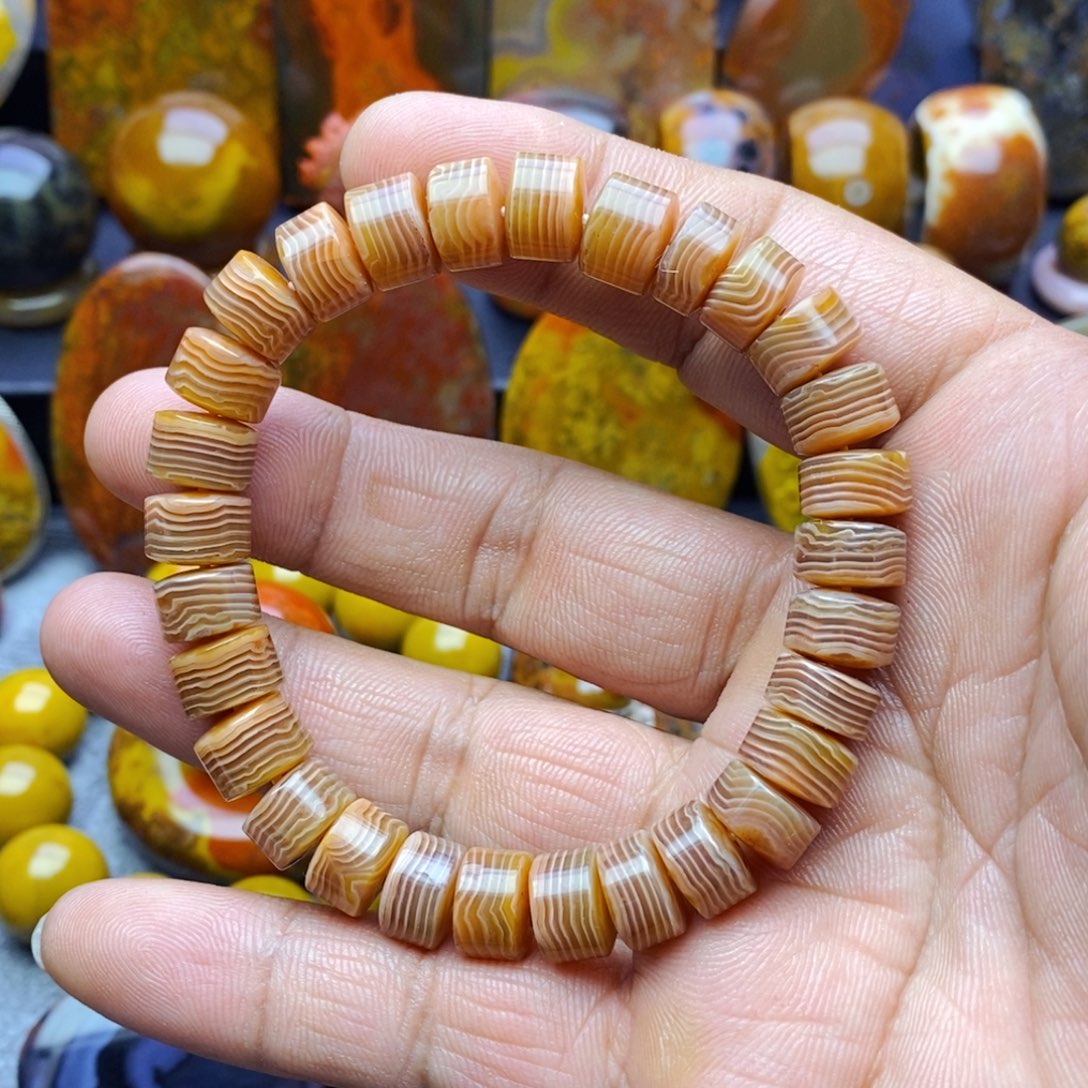 玛瑙/玉髓颈饰未镶嵌k*i