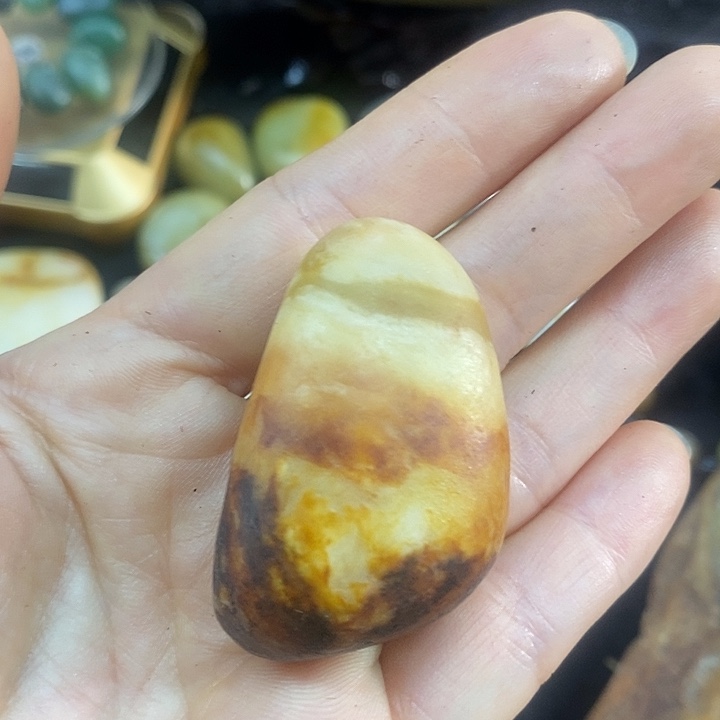 未镶嵌和田玉（糖玉）挂件