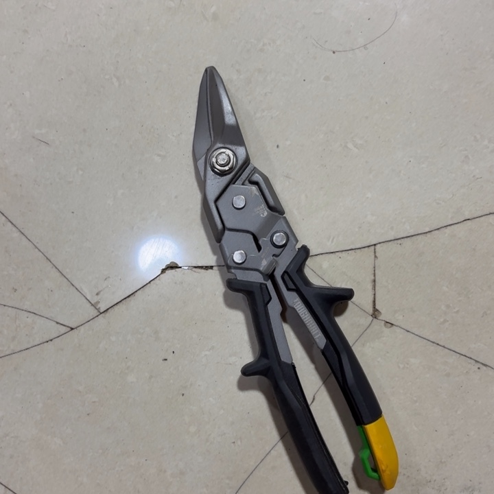 遗***源闪购五金配件实拍