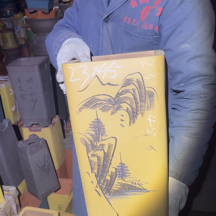 紫砂花盆紫砂花盆和小