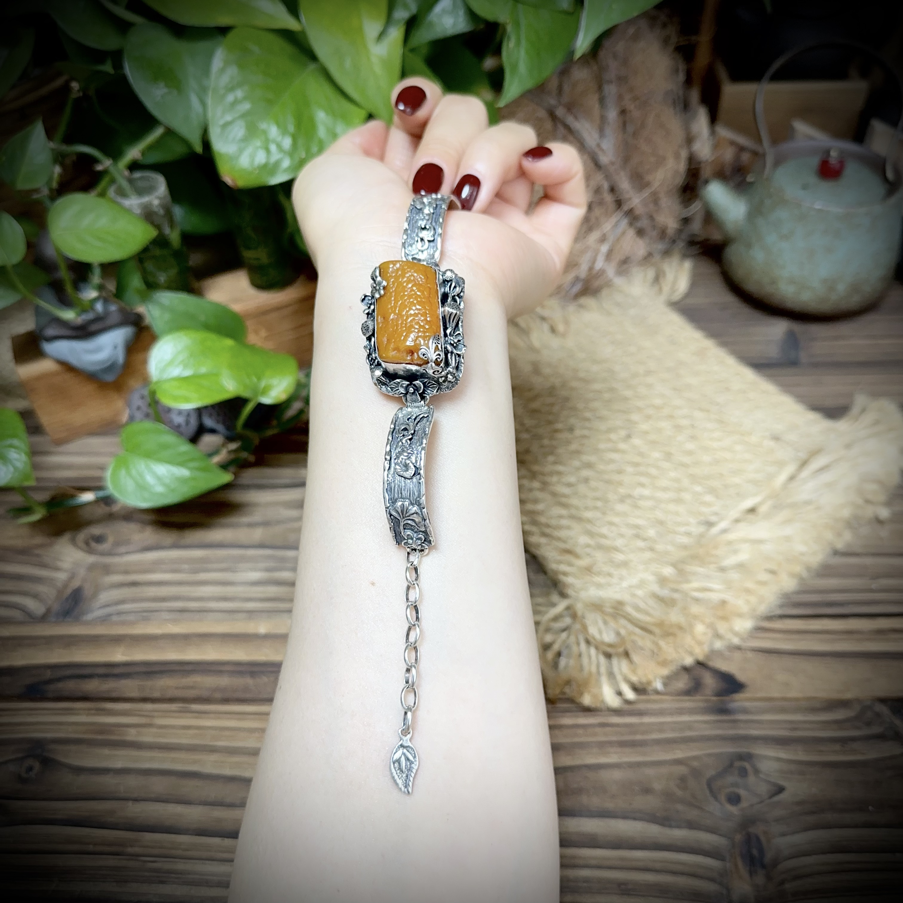 【古香古色】复古s925银蜜蜡琥珀手链（长度可调节）