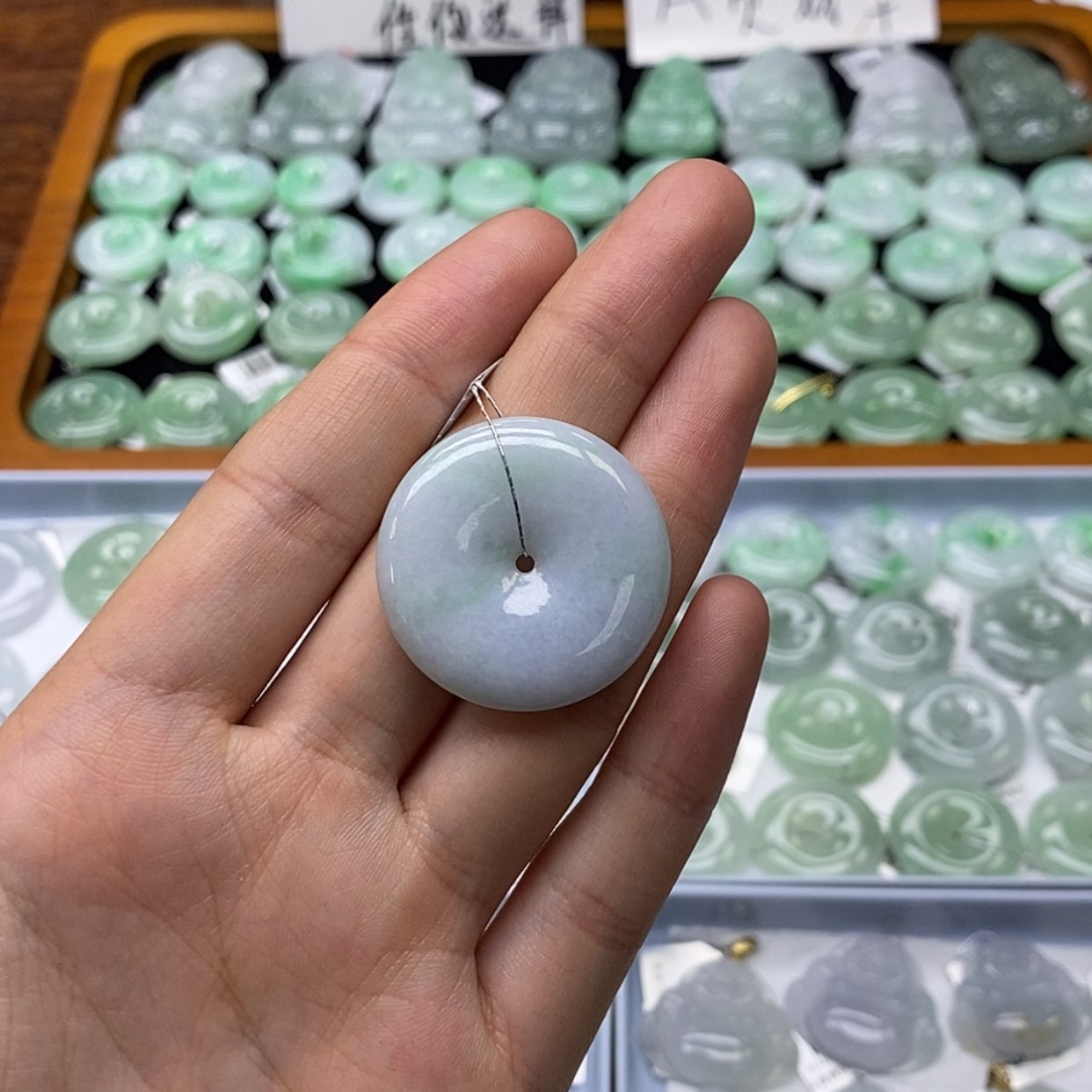 【闪购商品】翡翠颈饰未镶嵌平安扣