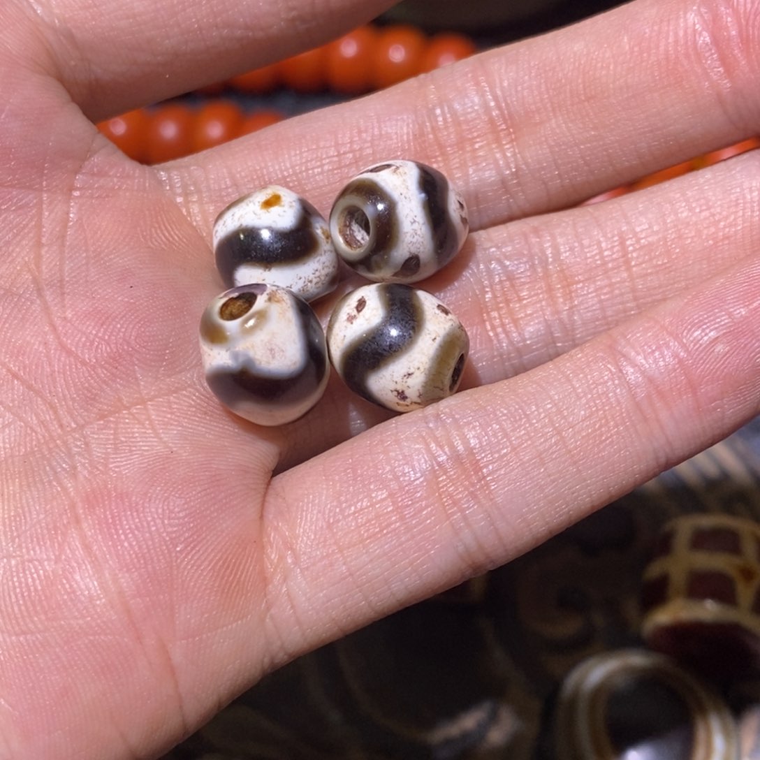 吊坠滴血莲花菩提?****?