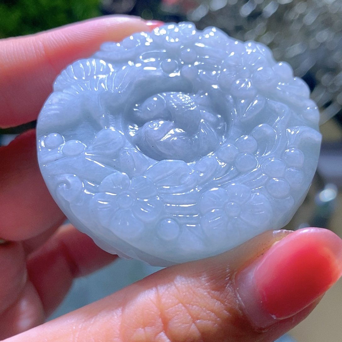 【闪购商品】翡翠未镶嵌颈饰喜上眉梢