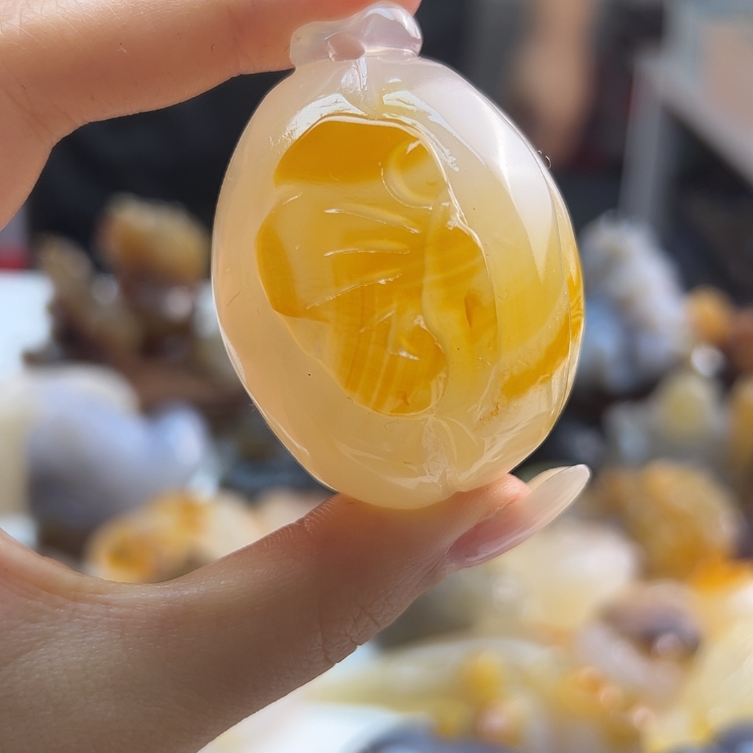 玛瑙/玉髓未镶嵌吊坠(不含链)