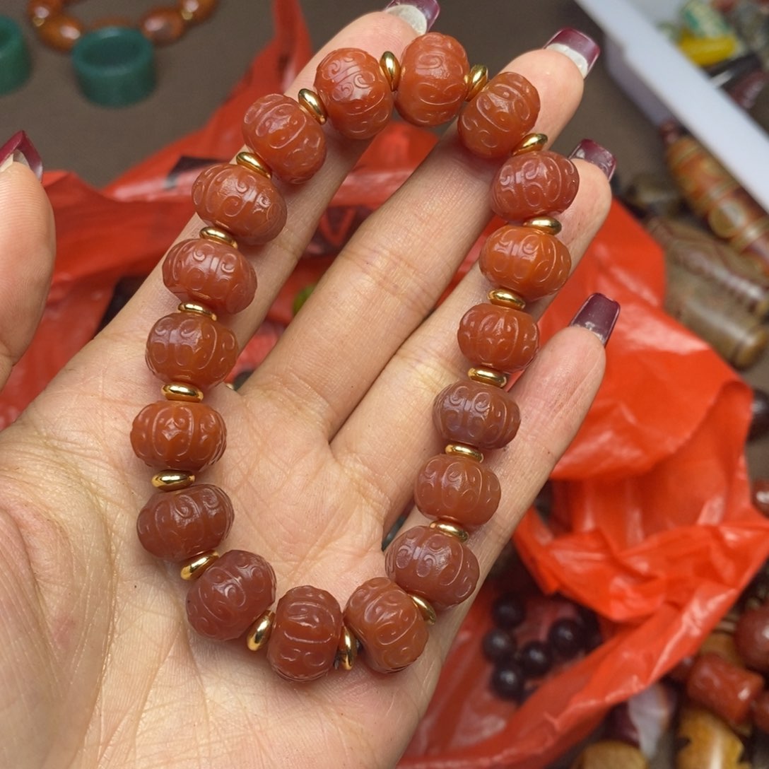 玛瑙/玉髓颈饰未镶嵌