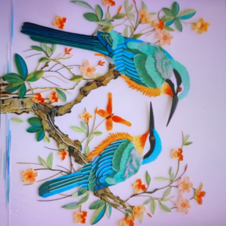 刺绣小鸟图案装饰