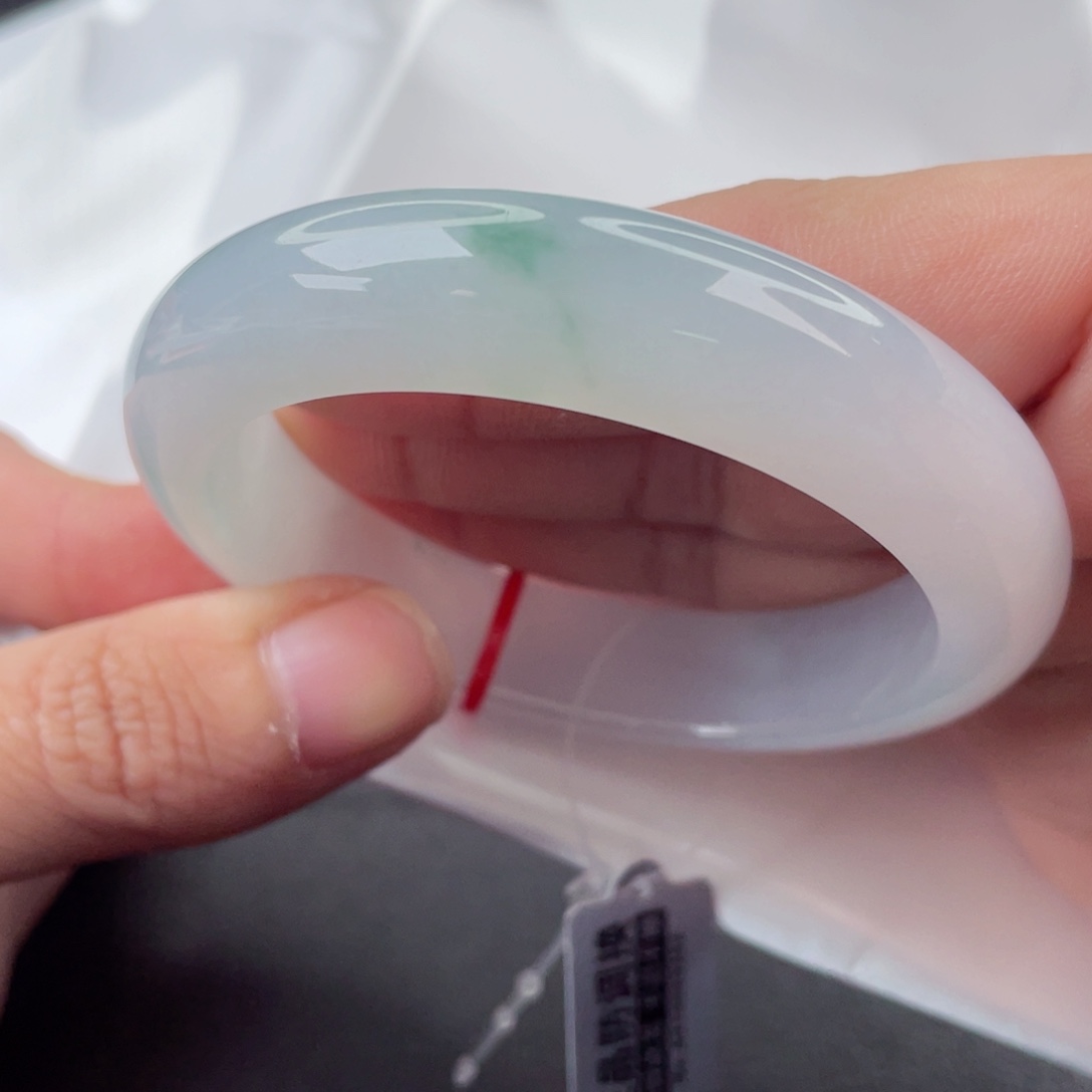 翡翠手镯未镶嵌正圈55.6