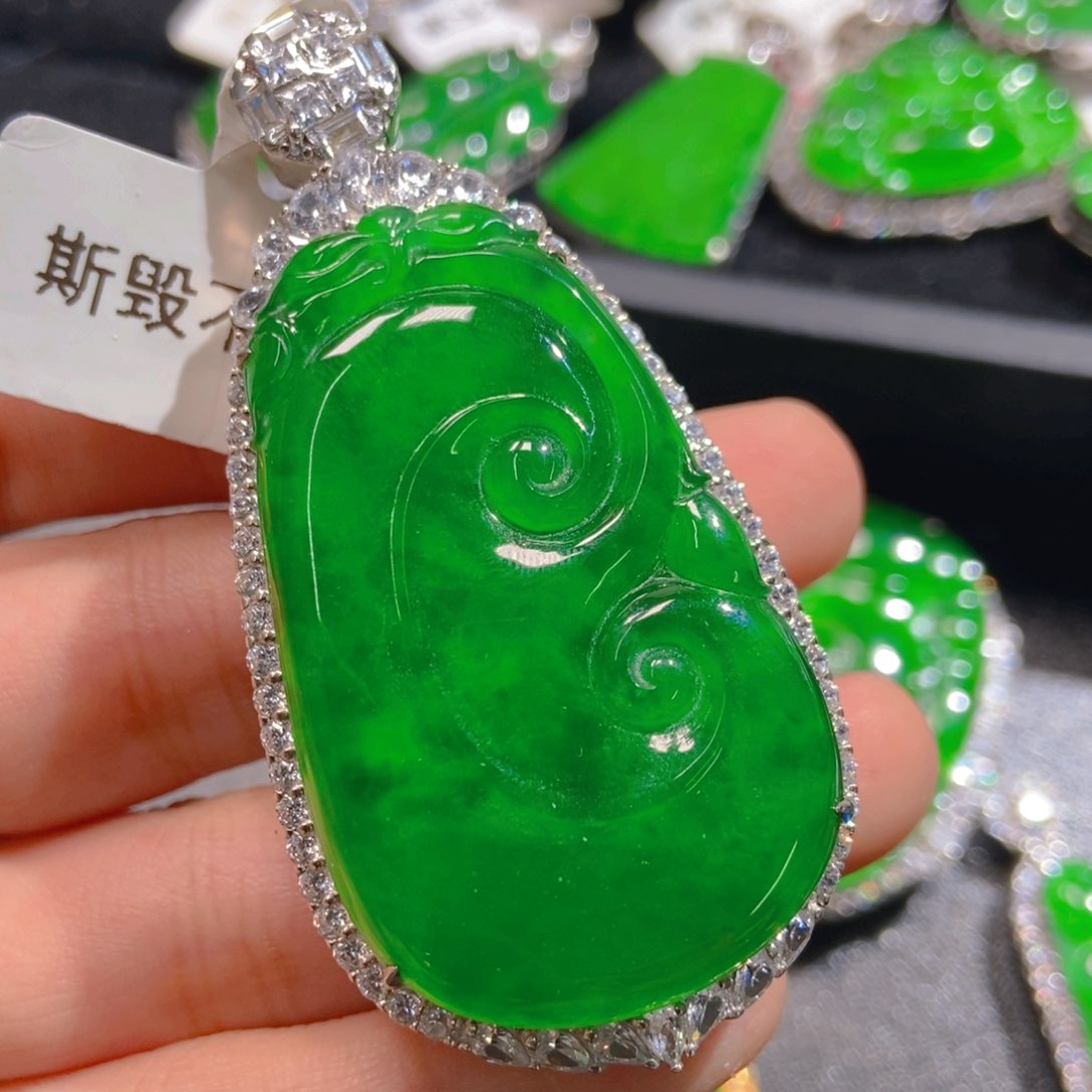 翡翠吊坠(不含链)未镶嵌