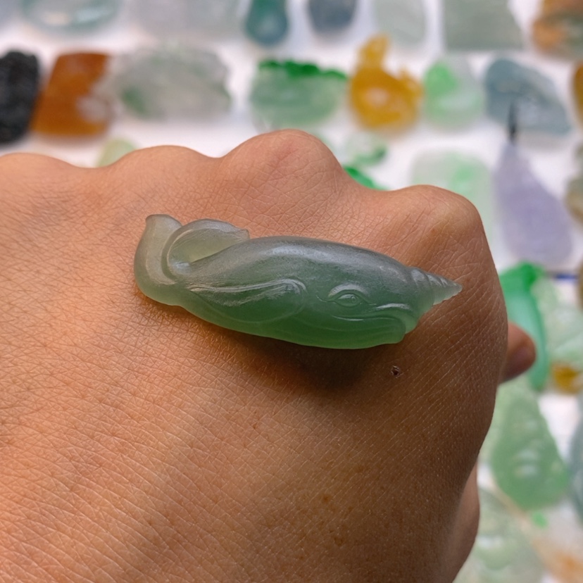 【闪购商品】定制翡翠未镶嵌鲸鱼