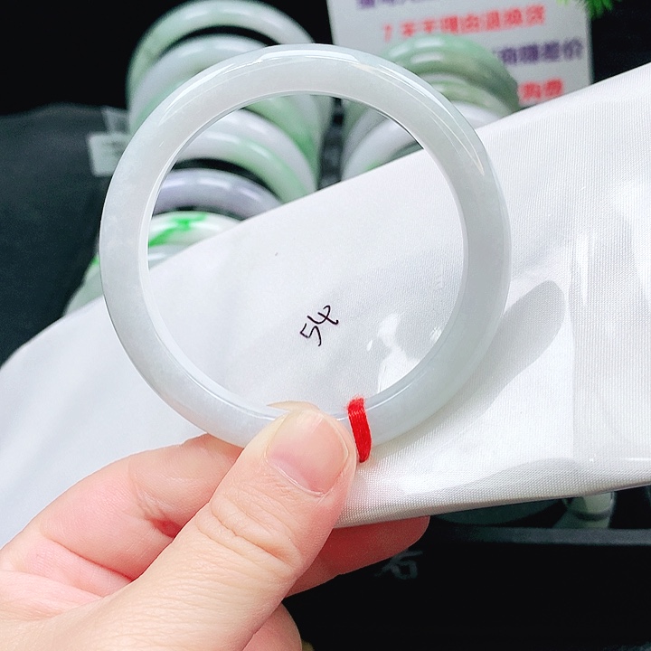 翡翠未镶嵌手镯516