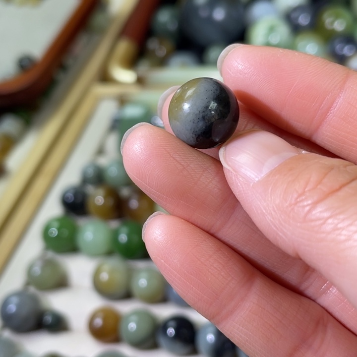 和田玉（糖玉）未镶嵌珠宝半成品14