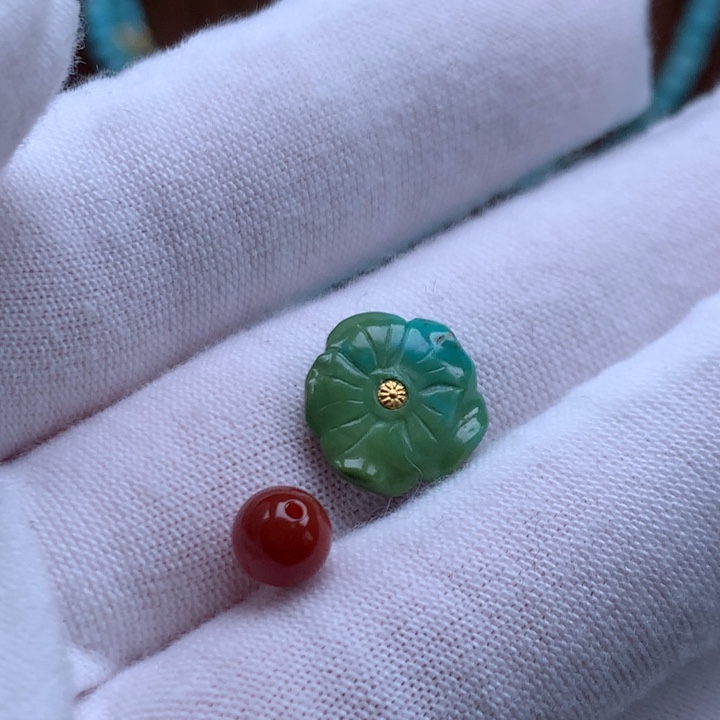 南红玛瑙未镶嵌珠宝奇石