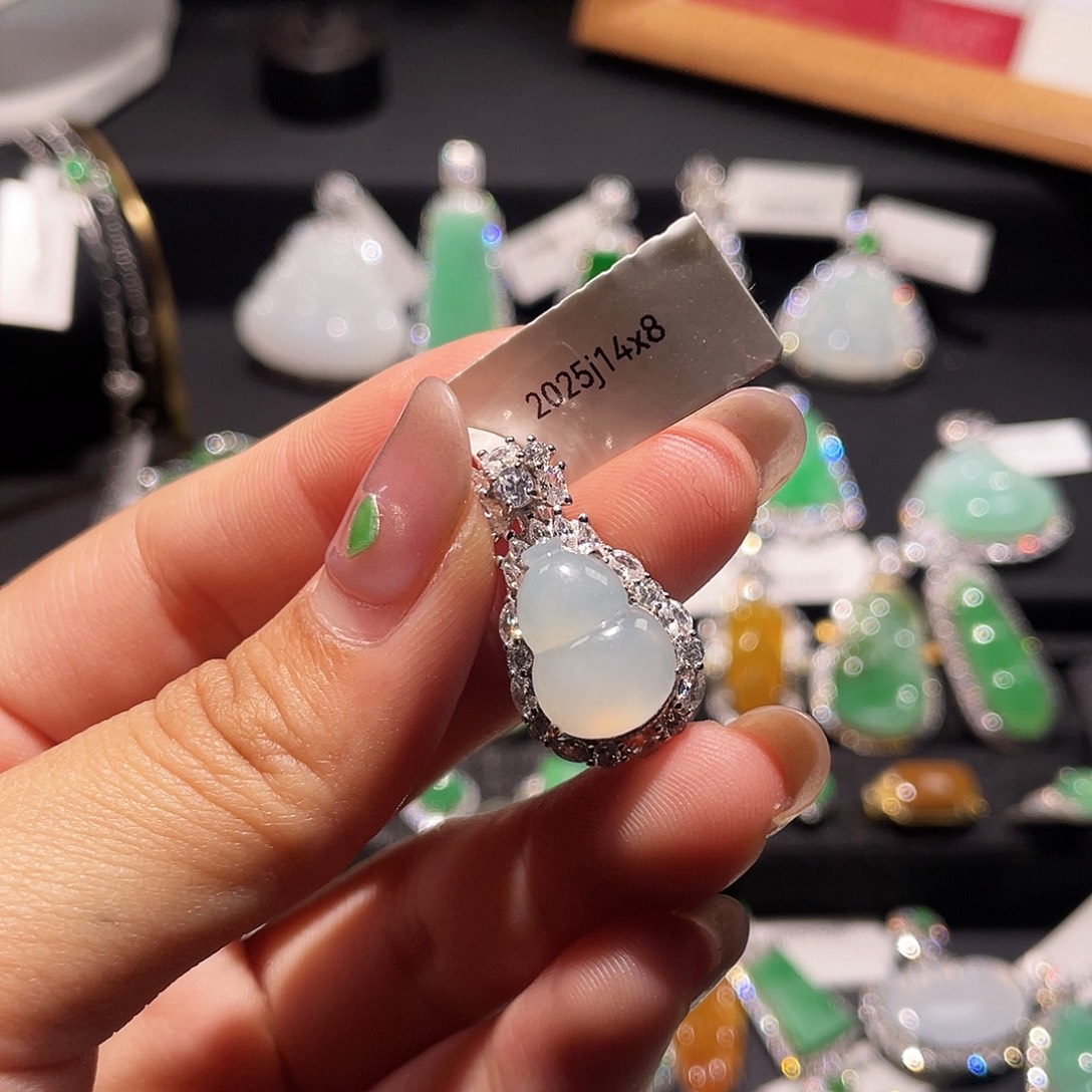 翡翠银S925镶嵌颈饰