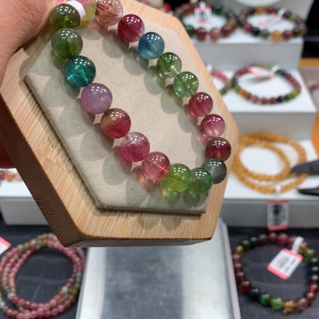 碧玺手链未镶嵌    10.3mm。