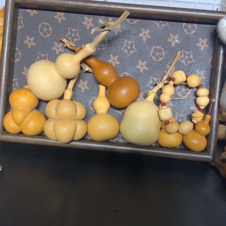 梨等经济林作物中含有多种植物精华