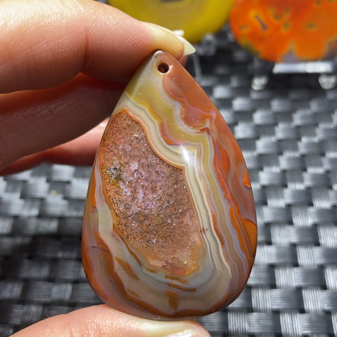 玛瑙/玉髓颈饰未镶嵌