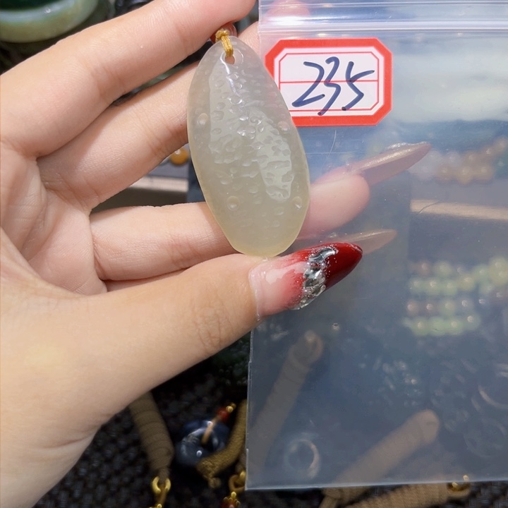 和田玉和田玉边角料随机发未镶嵌