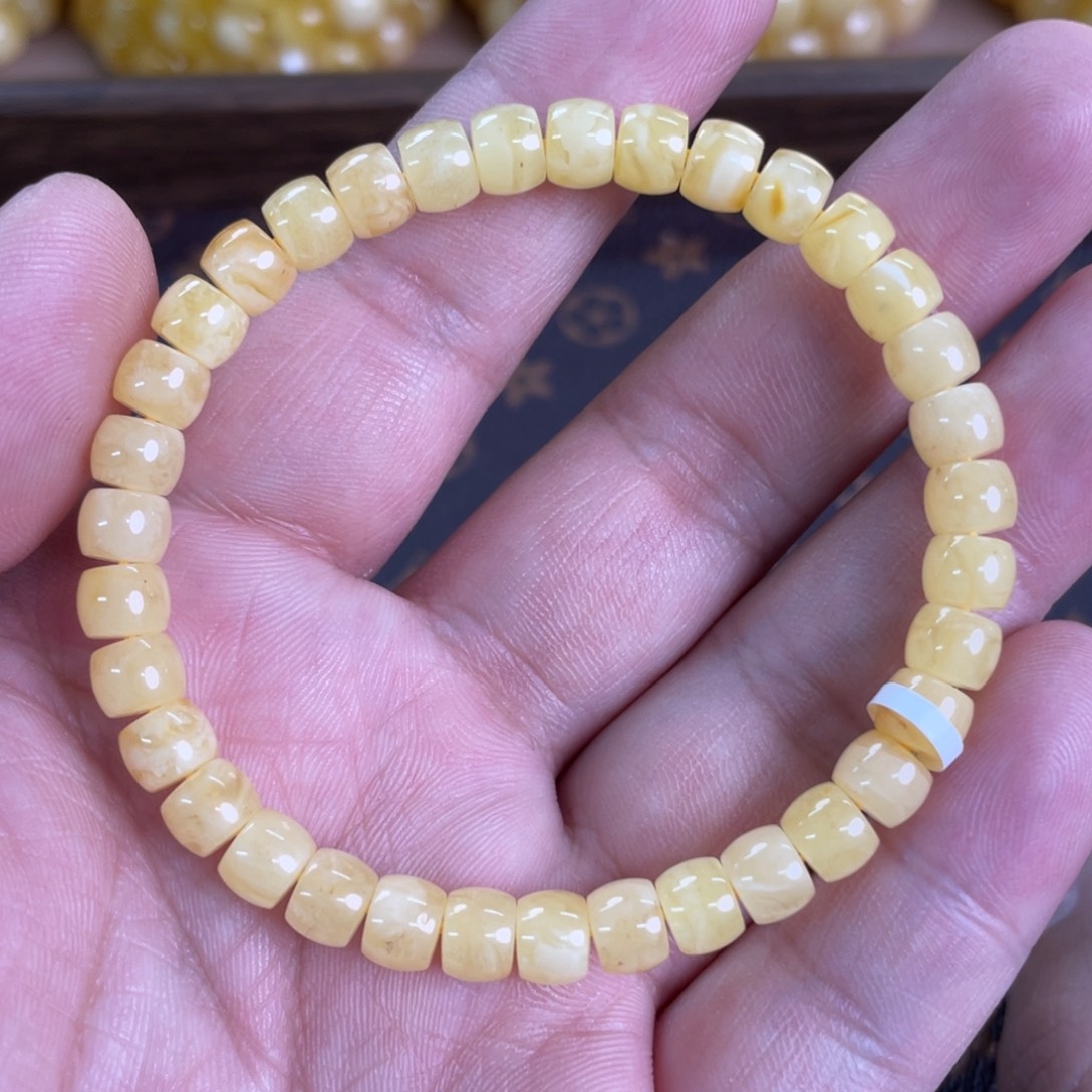 琥珀裸石未镶嵌0010000000