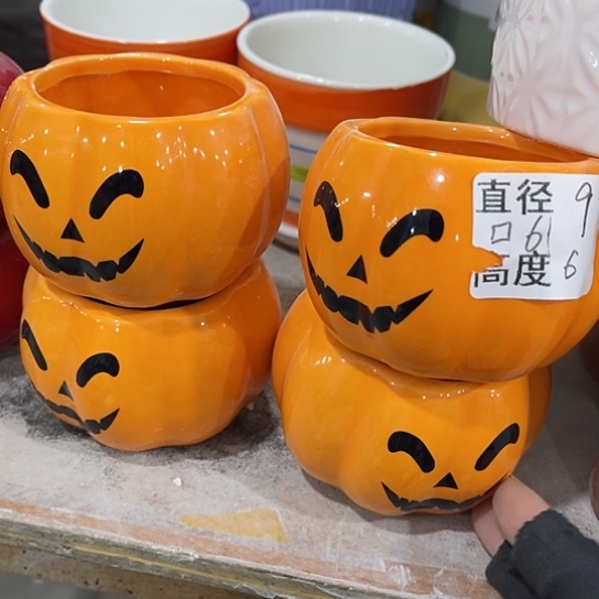 多肉绿植陶瓷花盆9.9包邮，有孔