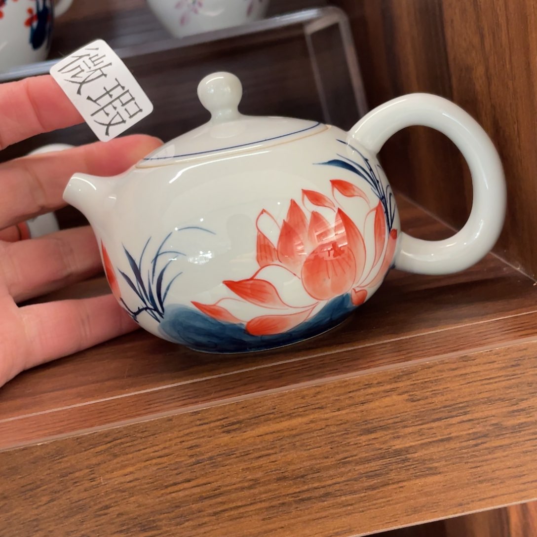 釉下手绘茶具微瑕