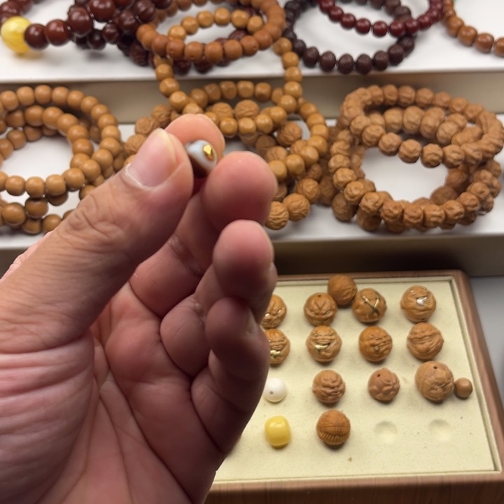 你***上猴头核桃吊坠单子