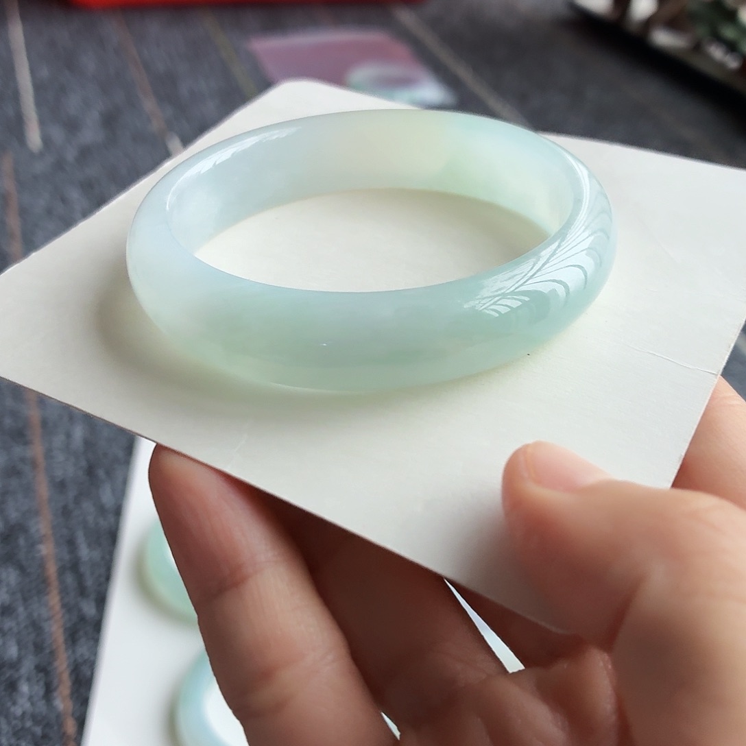 翡翠手镯未镶嵌贵妃55.8