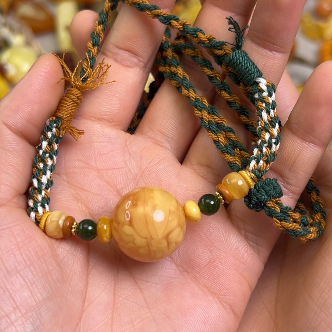 未镶嵌蜜蜡裸石蜜蜡