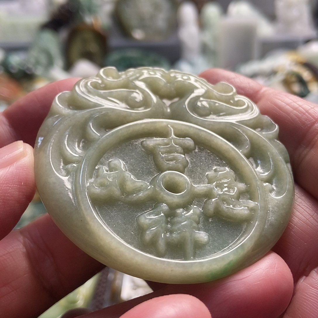 翡翠吊坠(不含链)未镶嵌