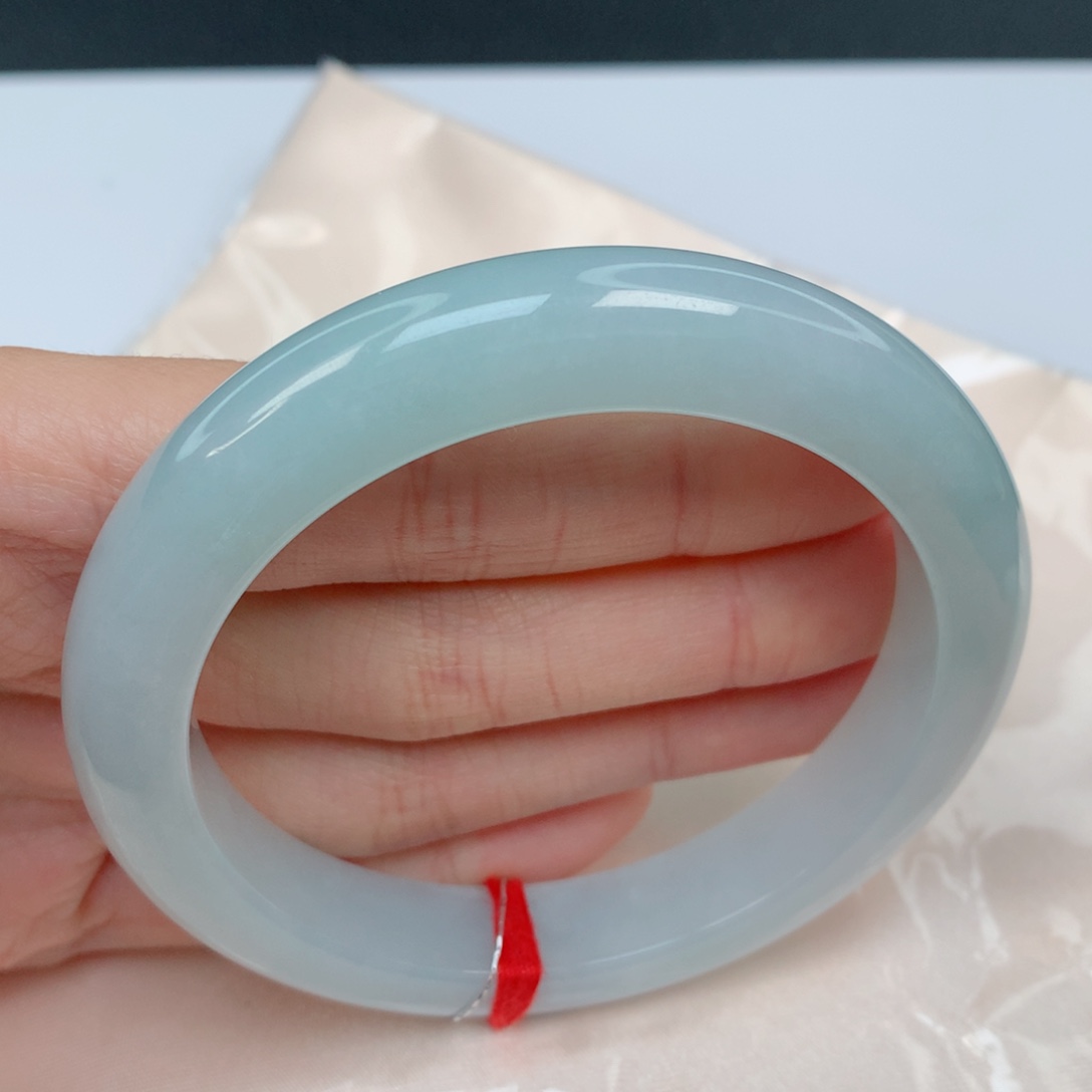 翡翠手镯未镶嵌59.6正圈