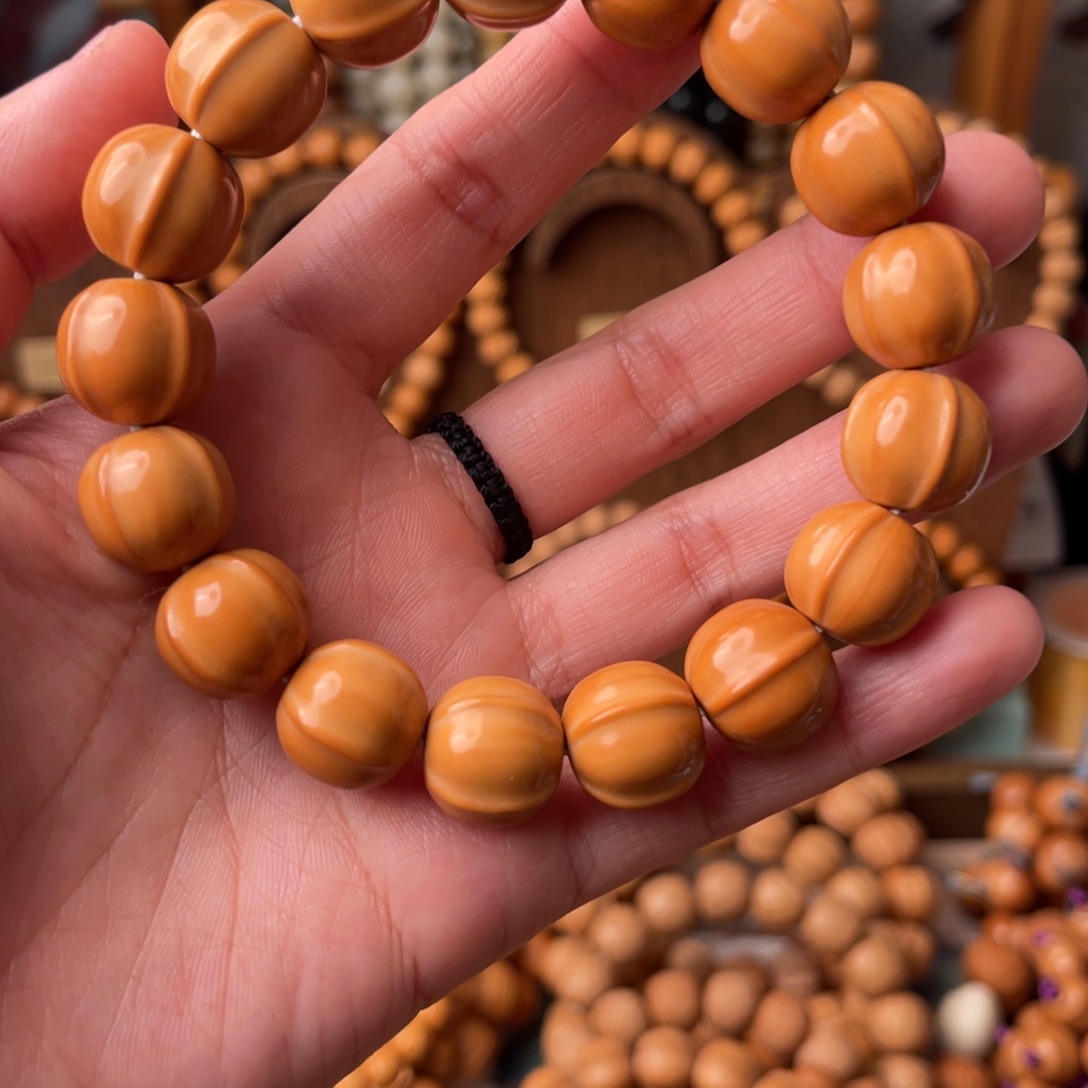 u***r吊坠猴头核桃鲨鱼背单圈