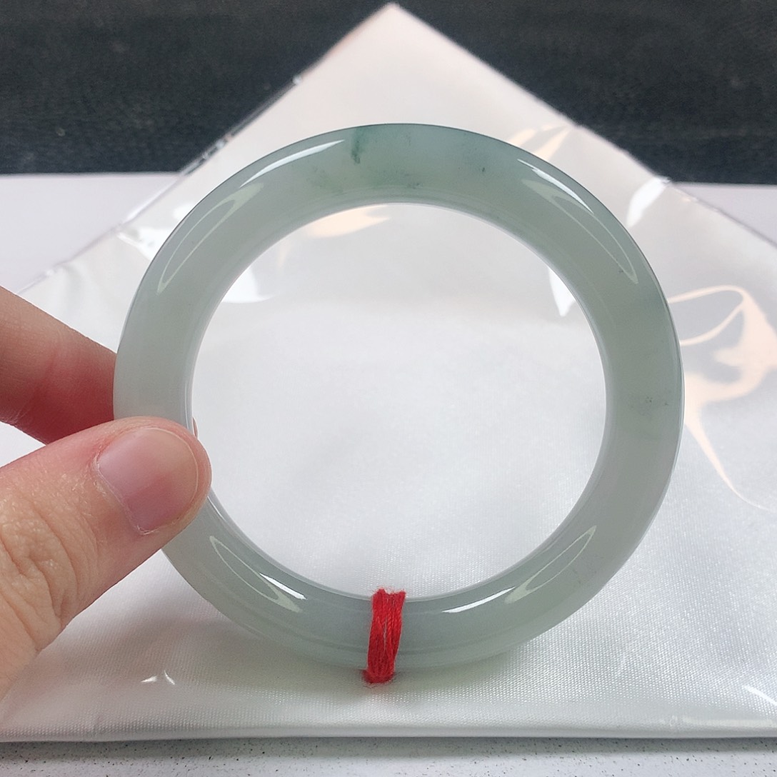 未镶嵌手镯（圆镯）翡翠404