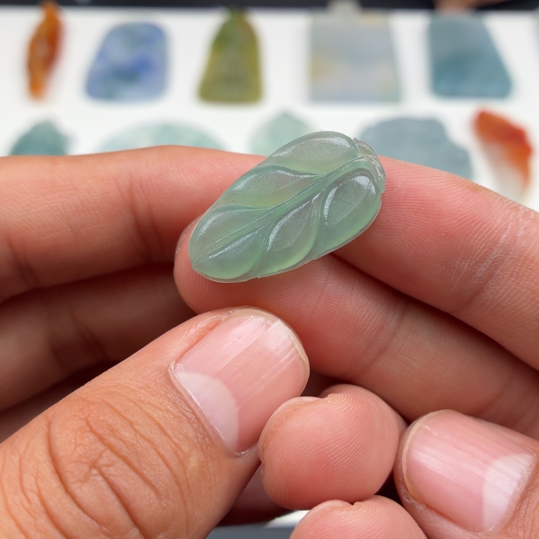 定制翡翠未镶嵌叶子