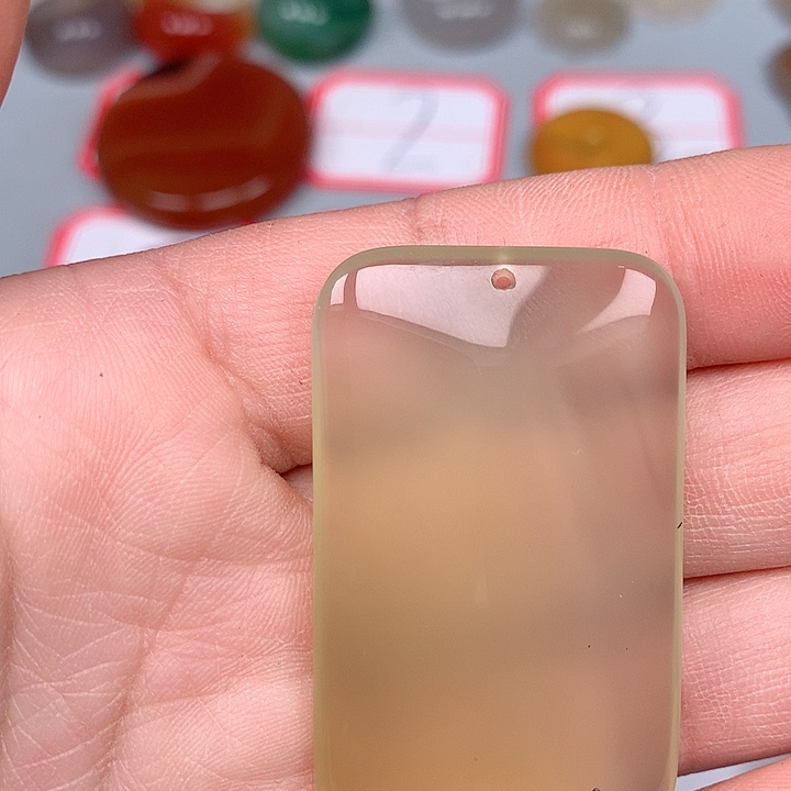 流***年玛瑙/玉髓未镶嵌颈饰