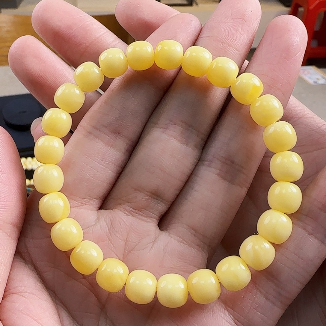 琥珀裸石未镶嵌蜜蜡