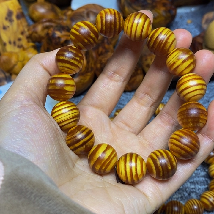 柏木（崖柏）崖柏275随机发一条