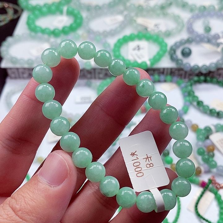 翡翠手链未镶嵌卡8