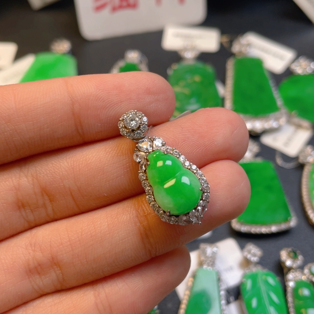 翡翠银S925镶嵌颈饰