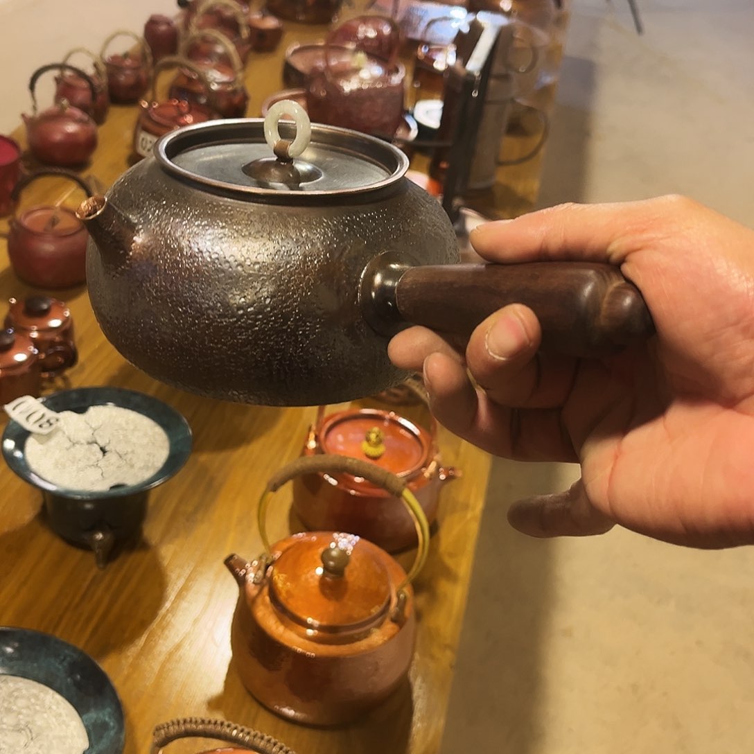 紫铜复古大侧把1000荣手工锻打工艺