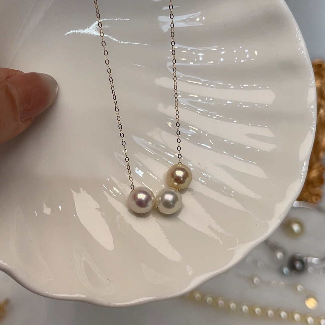 18K金镶嵌海水珍珠颈饰