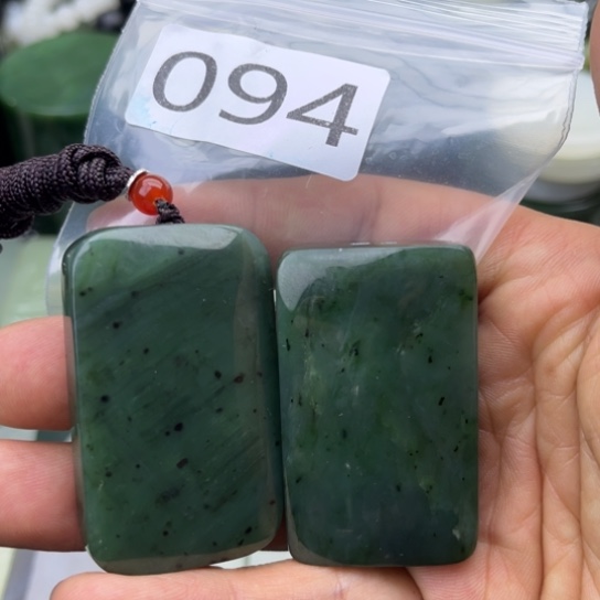 书***帆和田玉未镶嵌珠宝半成品