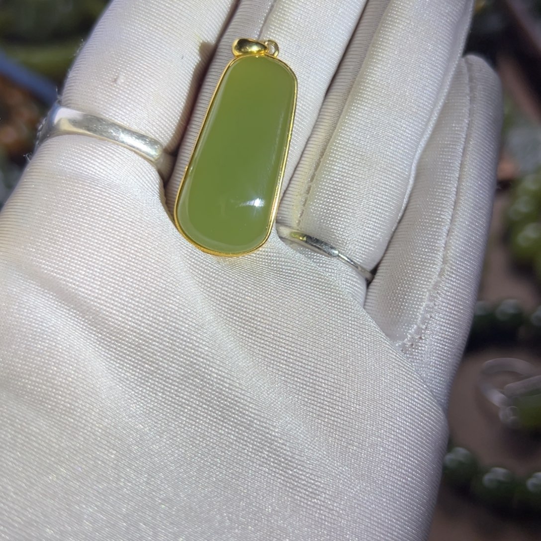 岫岩老玉（透闪石质玉）未镶嵌挂件