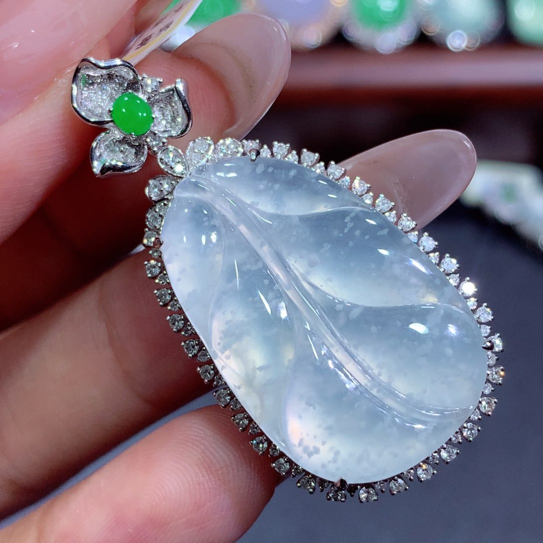 翡翠18K金镶嵌吊坠(不含链)