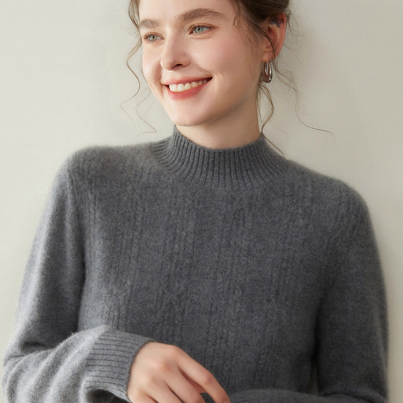 鄂尔多斯市纯色羊绒衫女冬季半高领宽松加厚保暖套头内搭打底衫